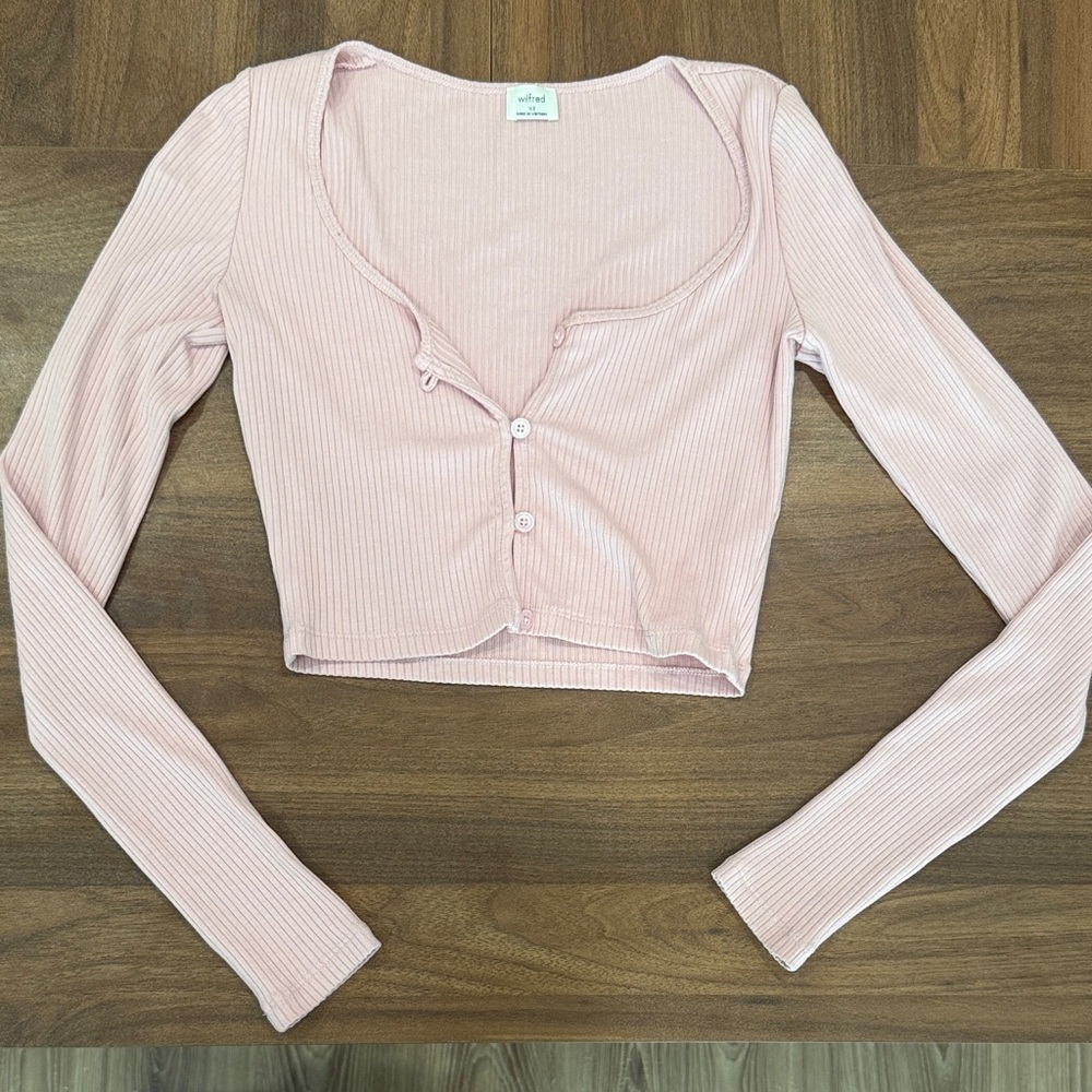 Aritzia Wilfred Pink Ribbed Button-Up Crop Top